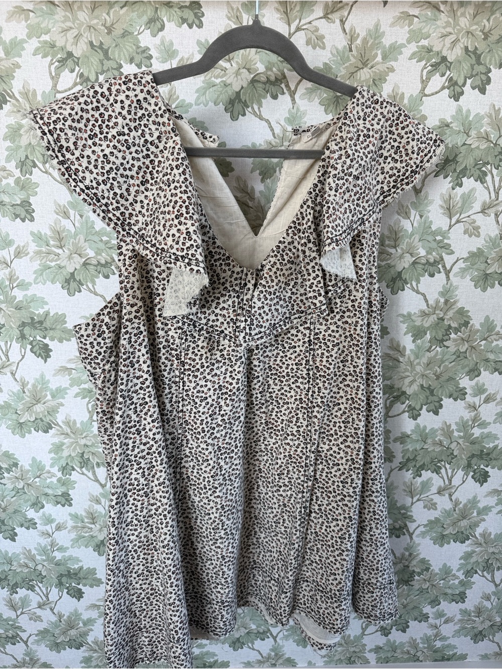 NEVER BEEN WORN ANTHROPOLOGIE Sleeveless Beige Leopard Print Ruffle Dress